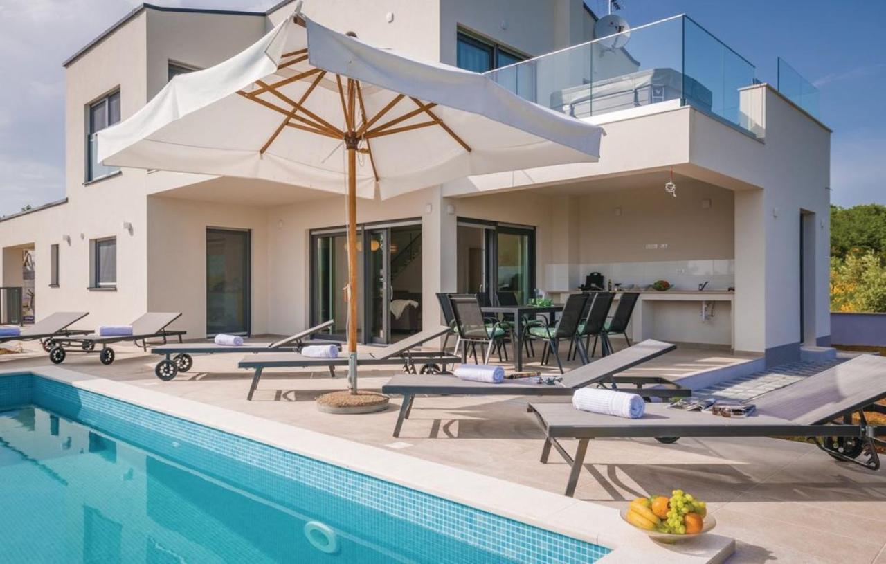 Villa Izabel With Hot Whirpool Krnica Exteriör bild